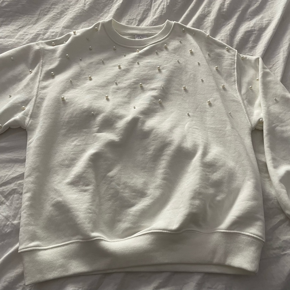 Zara Girls 13/14Y new! White Sweatshirt with Pearls